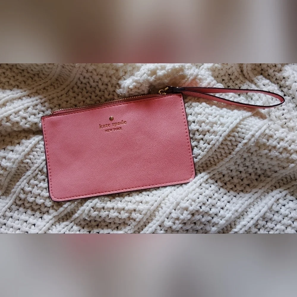 Kate Spade Blush Pink Wristlet Super Cute!